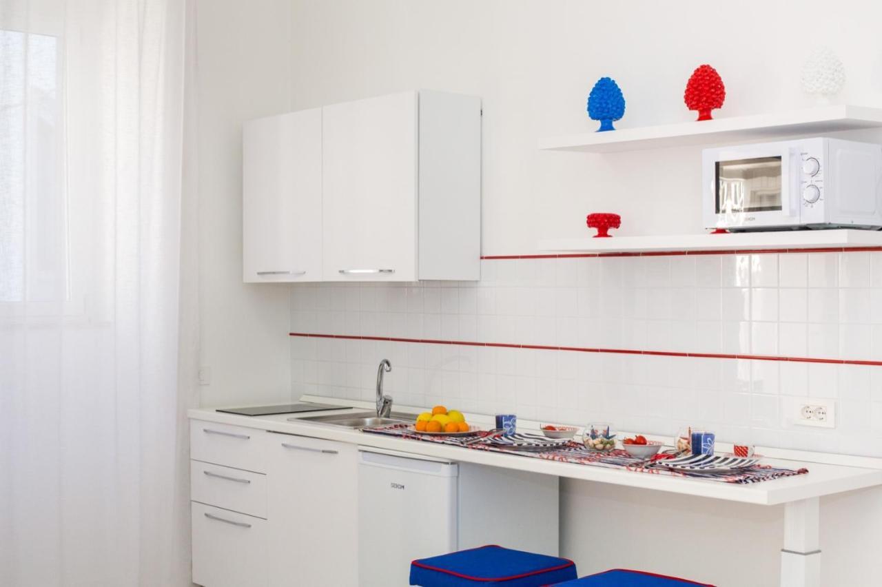 Happy Flat On The Sea Apartment Соренто Екстериор снимка